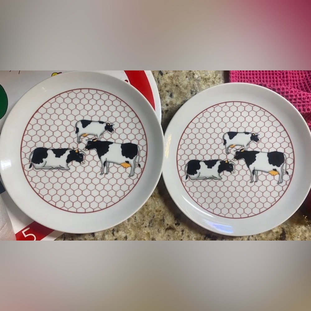 Takahashi Cow Motif Ceramic Dessert Plates (2) and Matching Mugs (2)